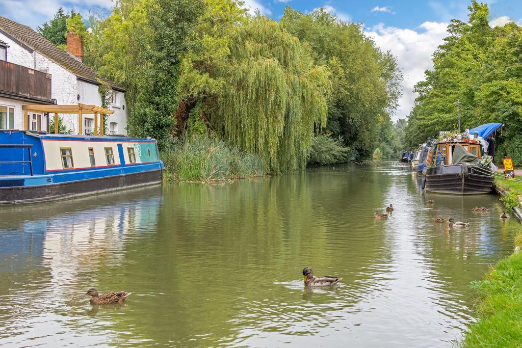 Linslade Apartment - For Groups And Contractors Leighton Buzzard Εξωτερικό φωτογραφία